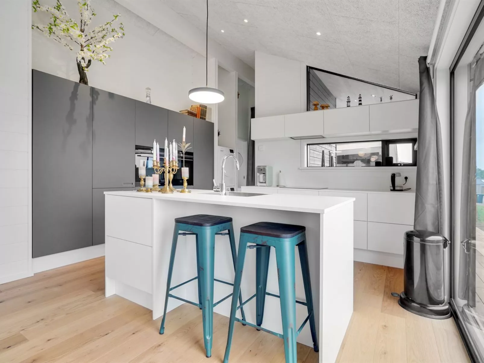 "Gunborg" - 400m from the sea-Inside