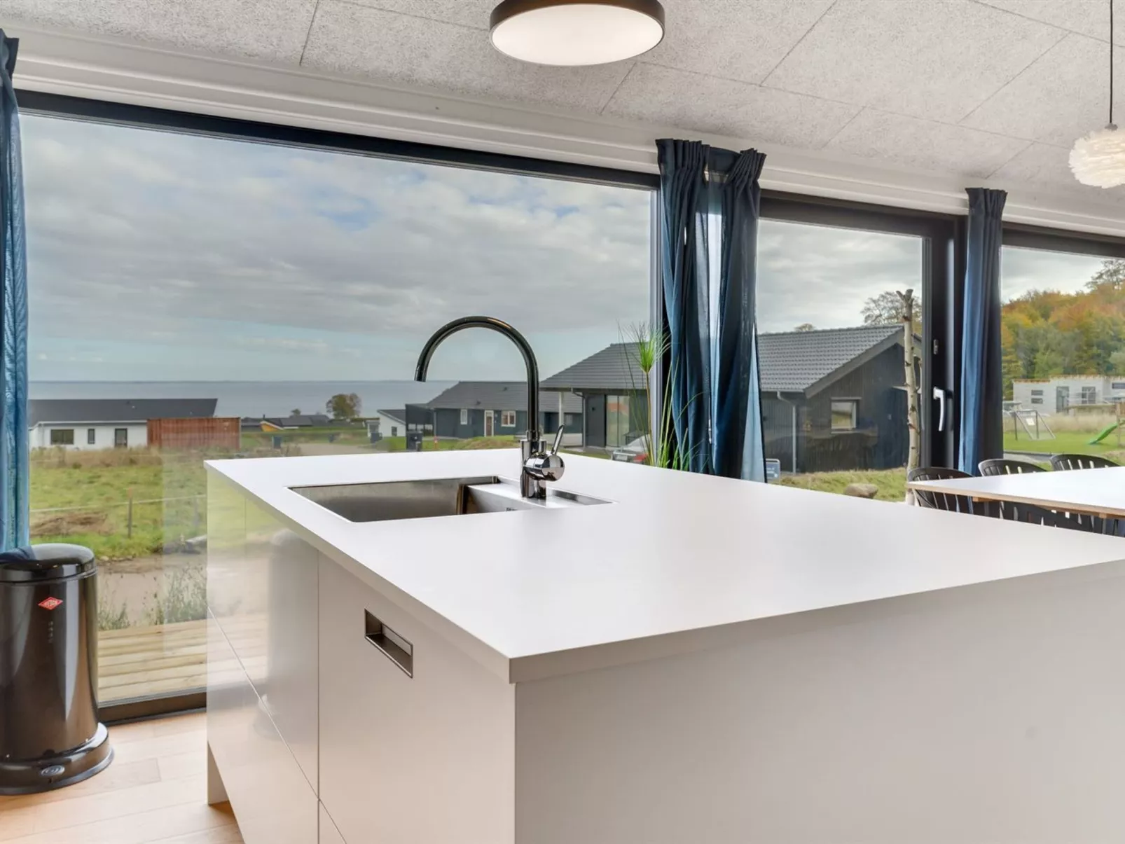 "Gunborg" - 400m from the sea-Inside