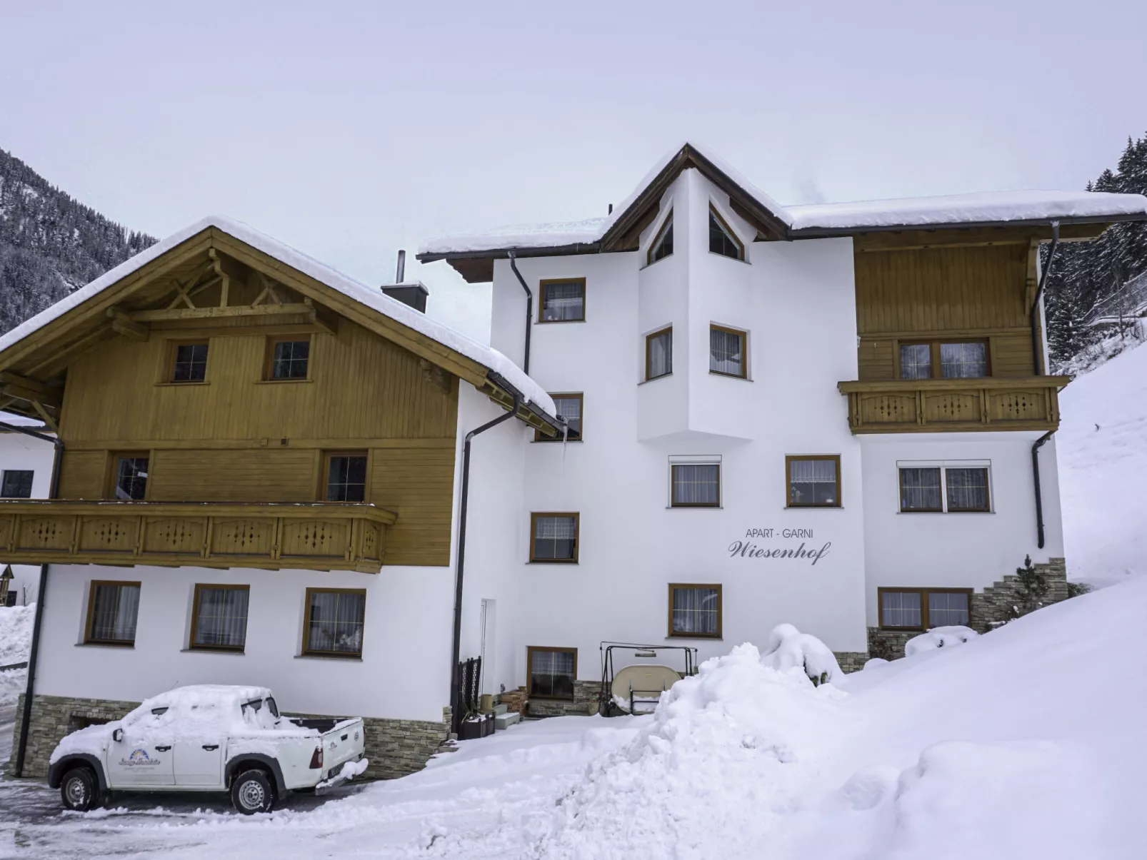 Alpenhof-Outside