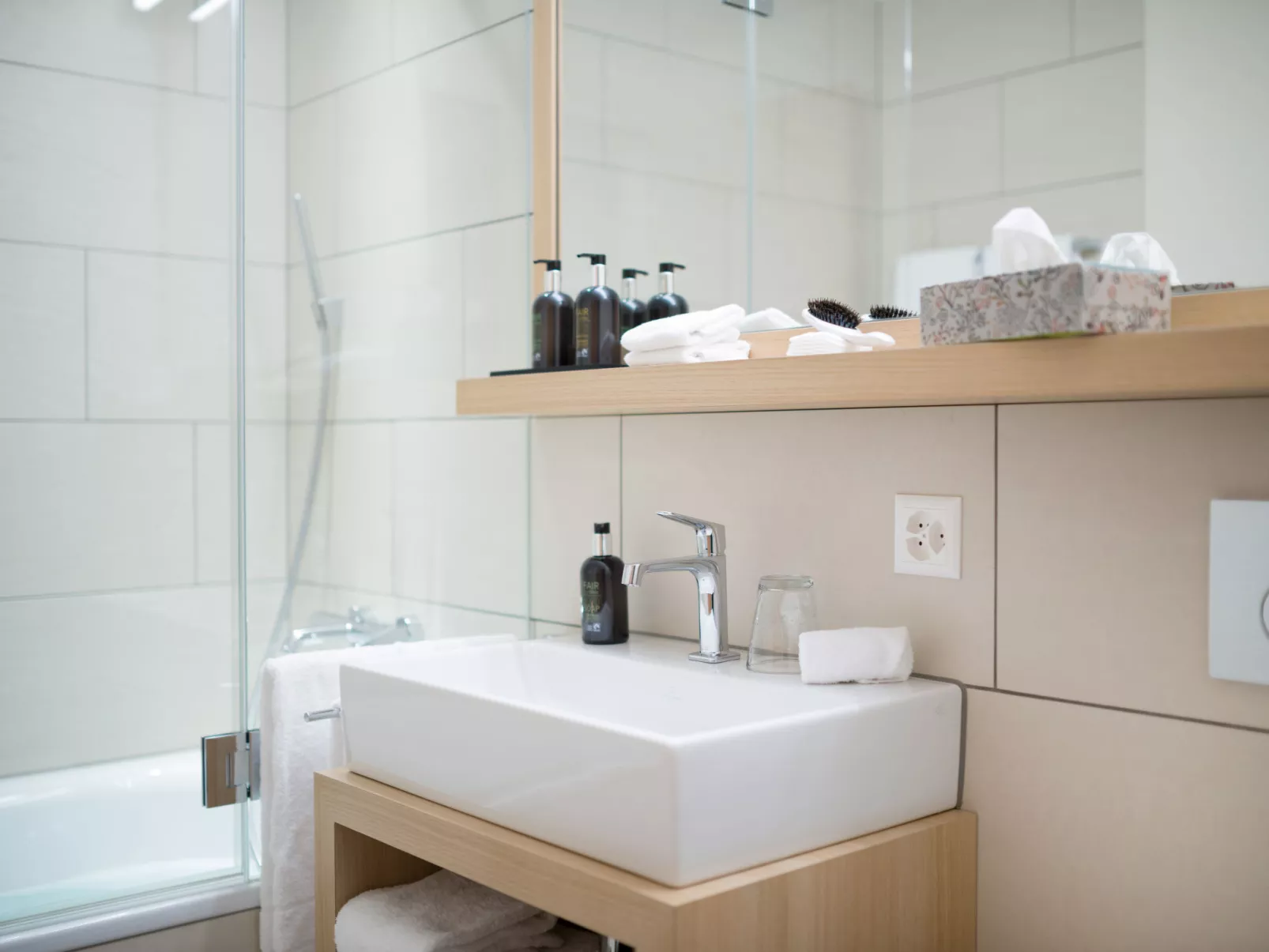 Peaks Place Apartment-Hotel & Spa-Inside