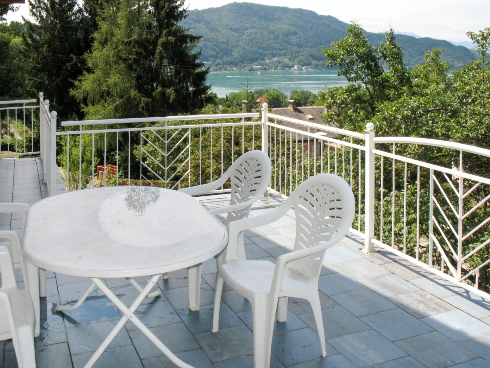 Meran-Outside