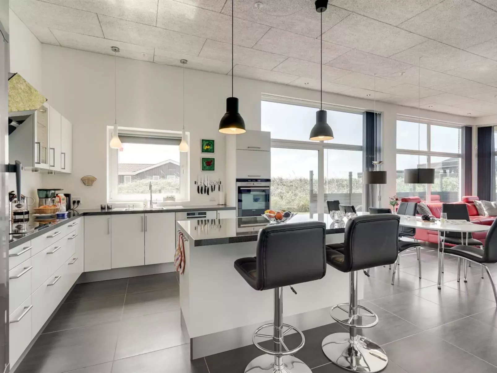 "Synthia" - 300m from the sea-Drinnen