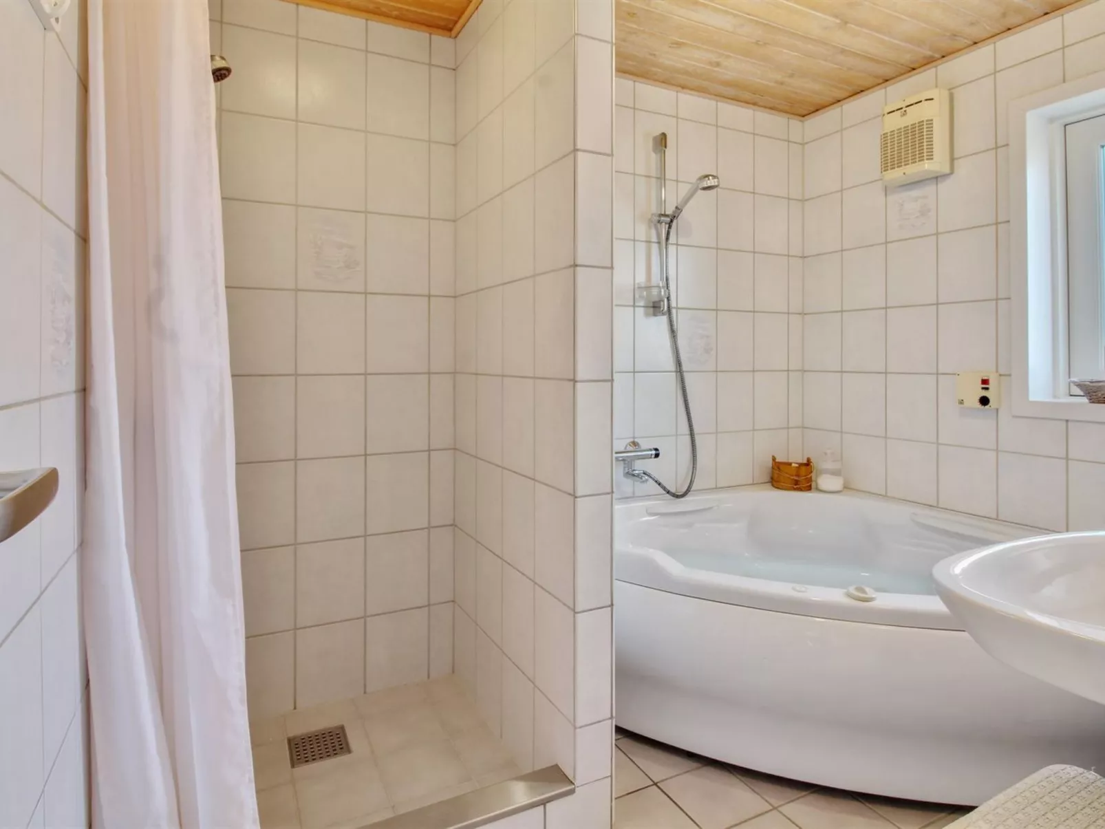 "Tedora" - 300m from the sea-Inside