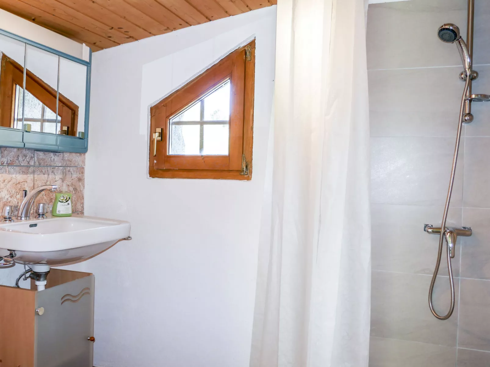 Baita Ficc-Inside