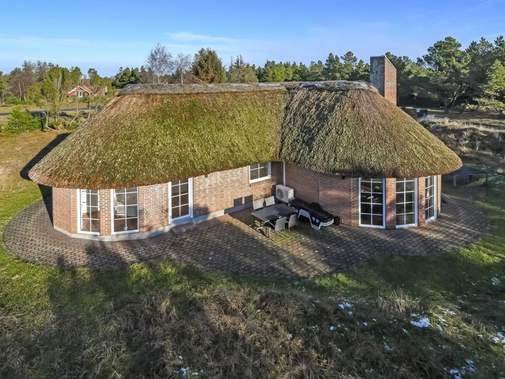 "Ingmund" - 2km from the sea-Drinnen