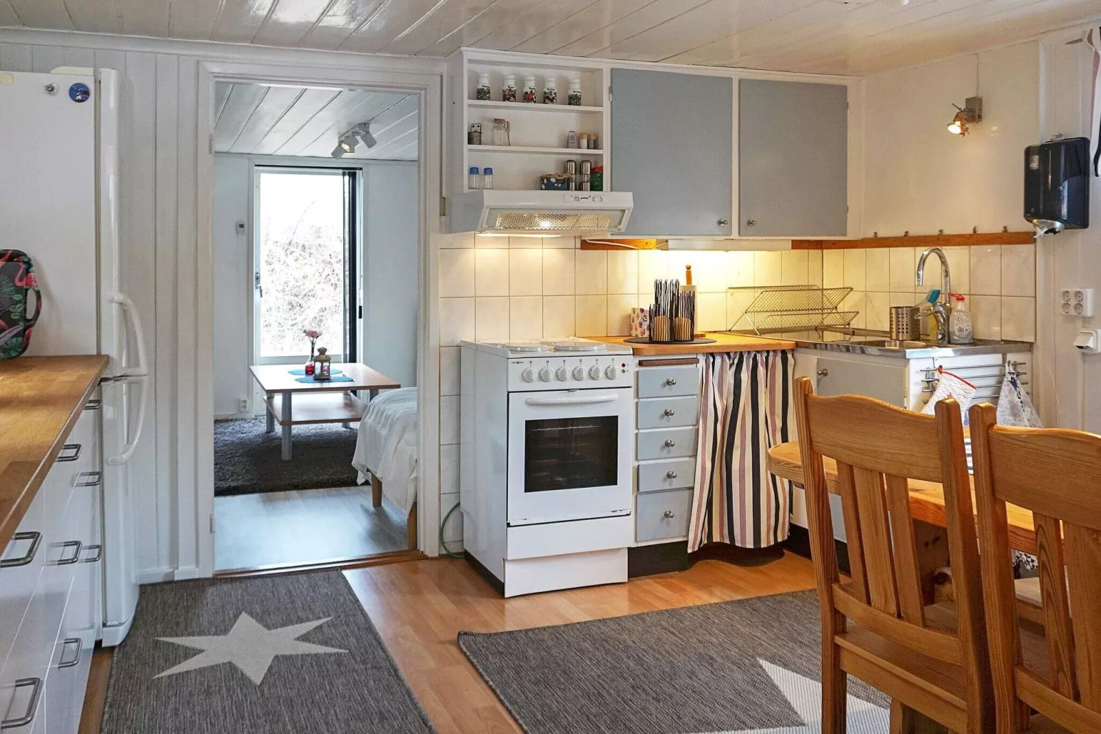 4 person holiday home in LYSEKIL-By Traum-Indoor
