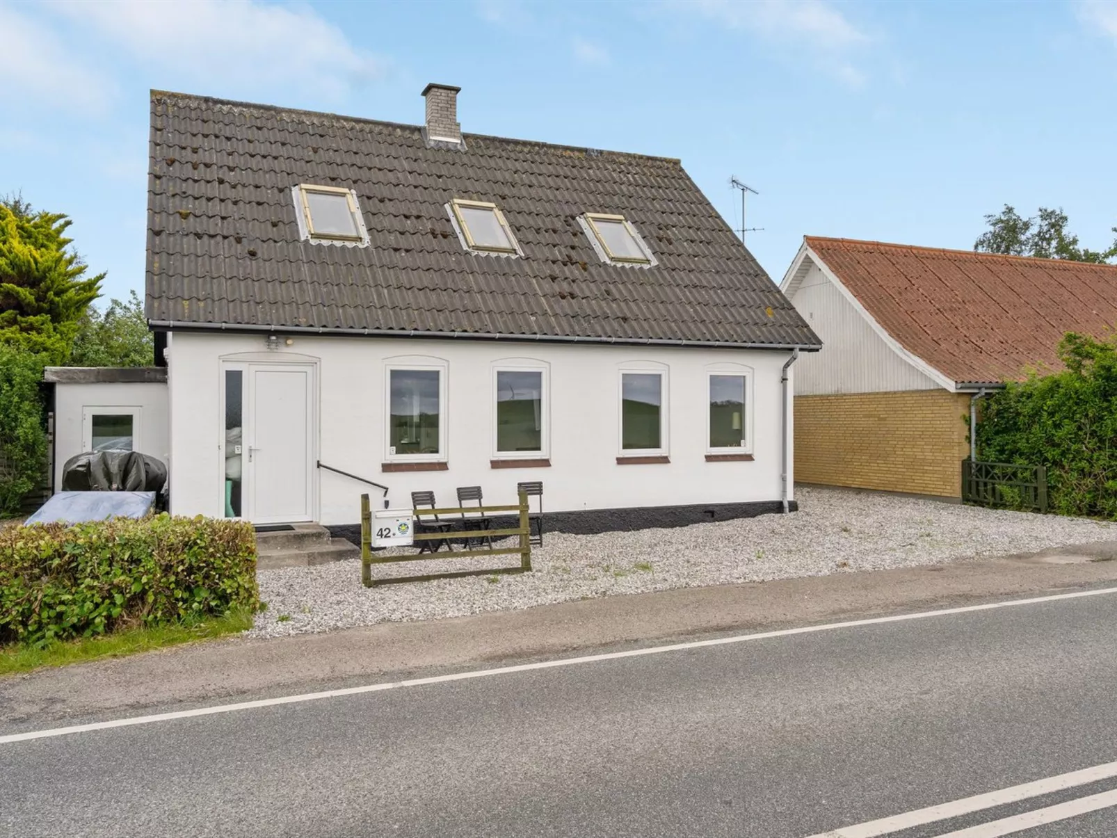 "Truels" - 2km from the sea-Outside