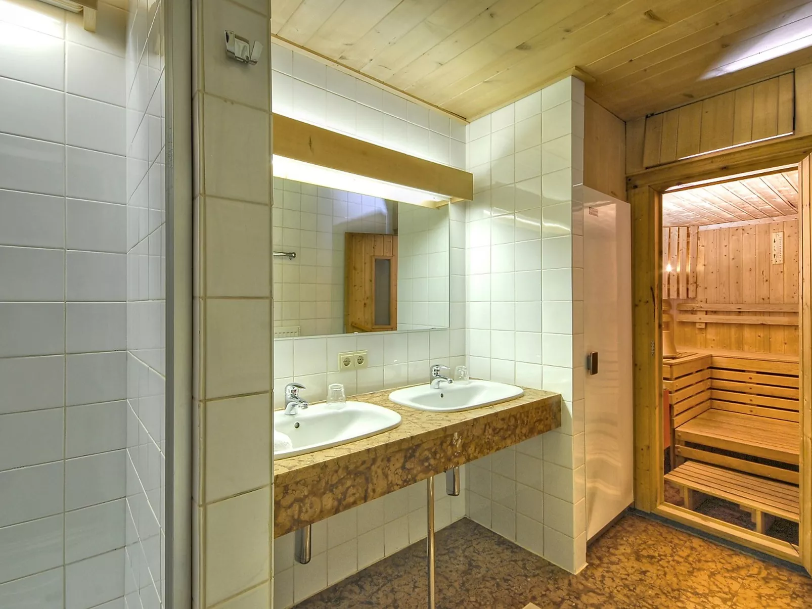 Wellnessapartment-Drinnen