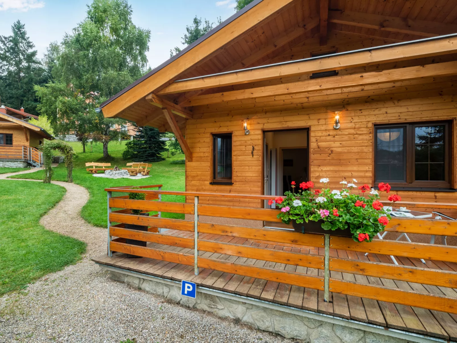 Bečov nad Teplou 1-Outside