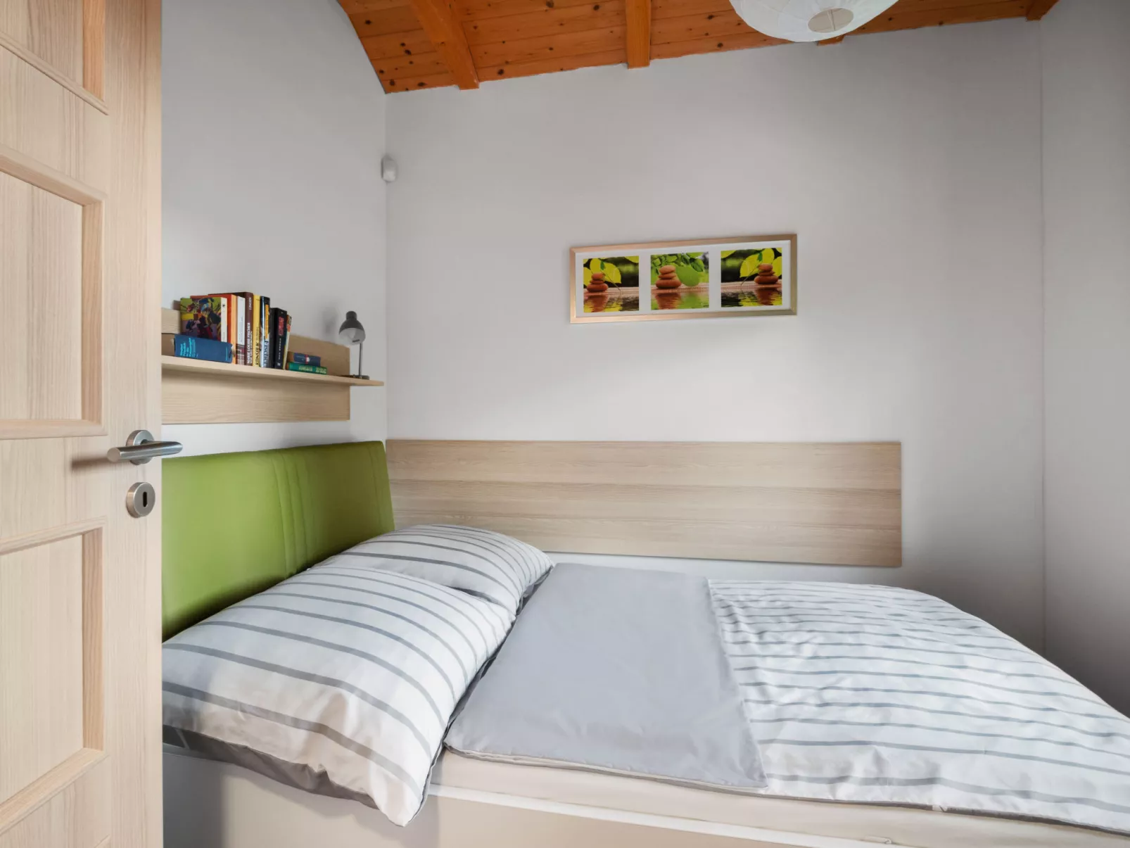 Bečov nad Teplou 1-Inside