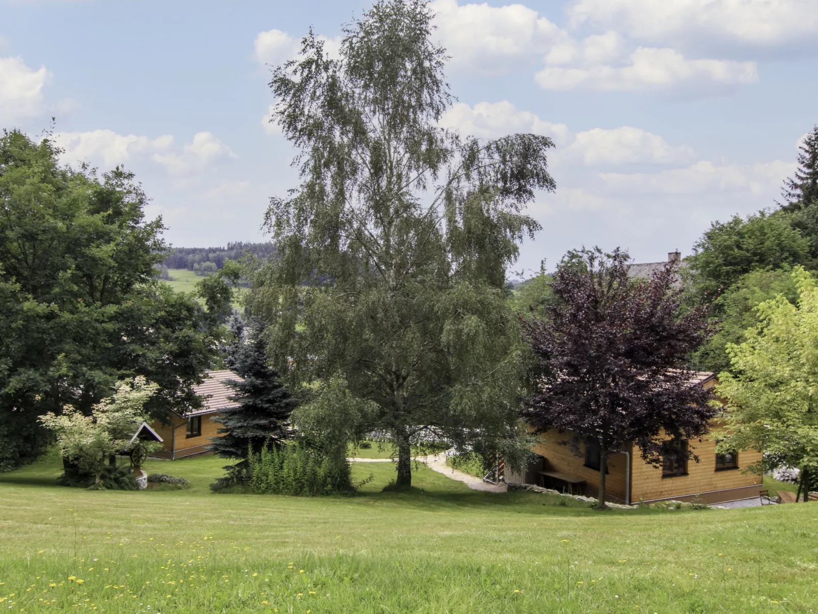 Bečov nad Teplou 1-Outside