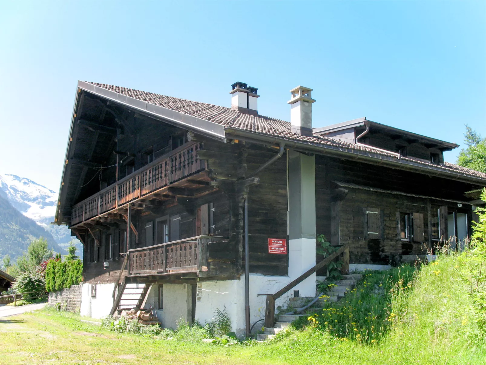 Chalet Anthamatten-Outside