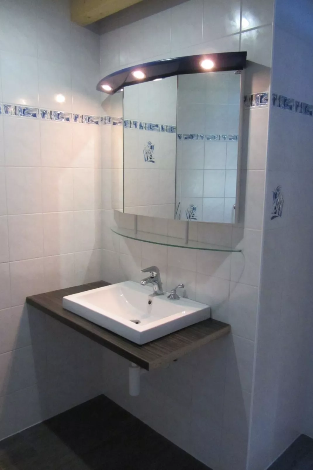 Appartement - Beau-séjour-Dedans