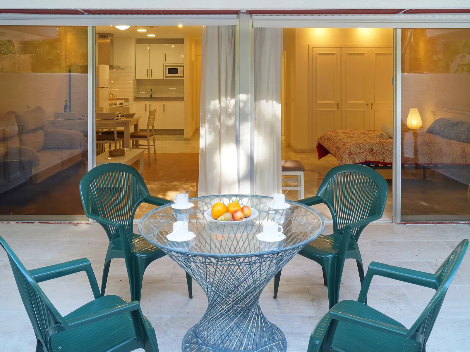 Jardines del Mar-Inside