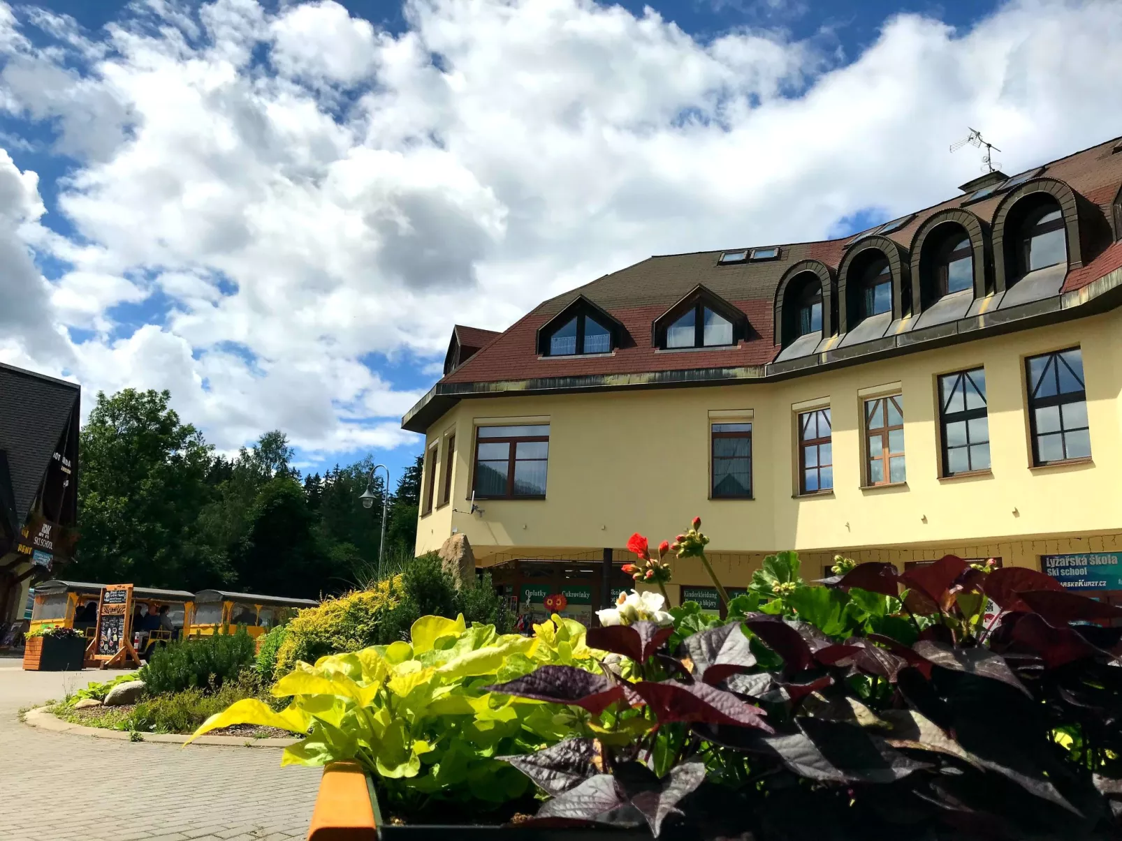 Harrachov 611-Outside