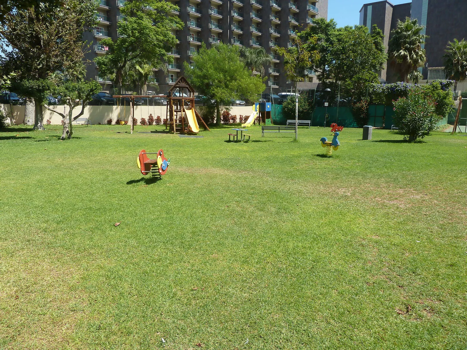 Playamar-Outside
