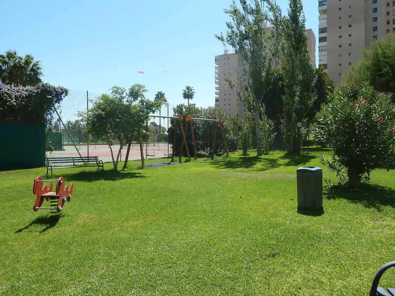 Playamar-Outside