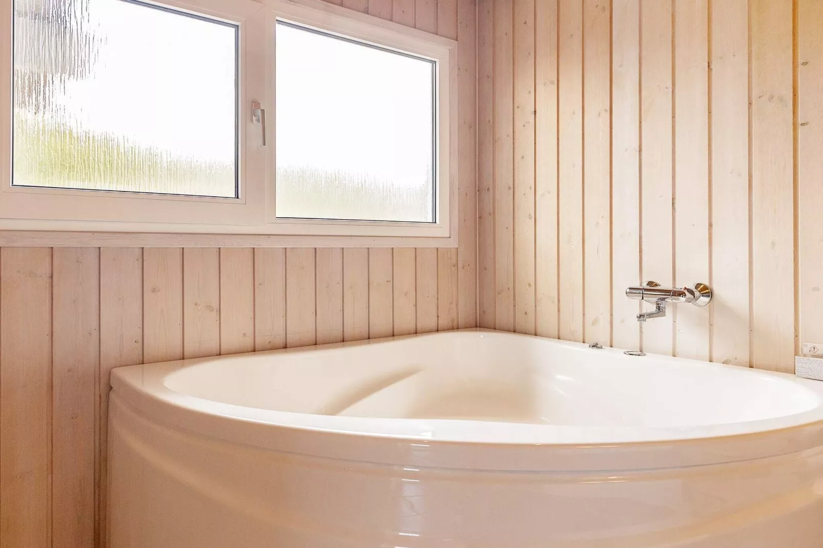 Luxury Retreat with Sea View-Spa