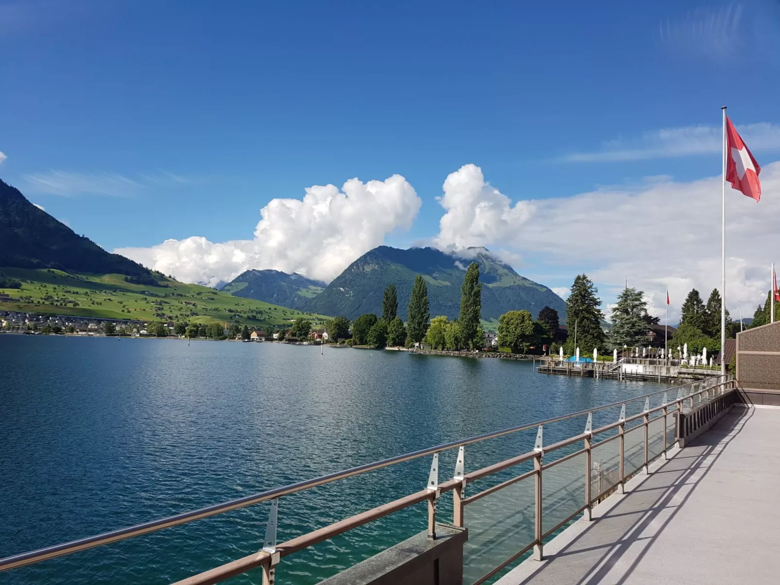 Seestern direkt am See-Outside
