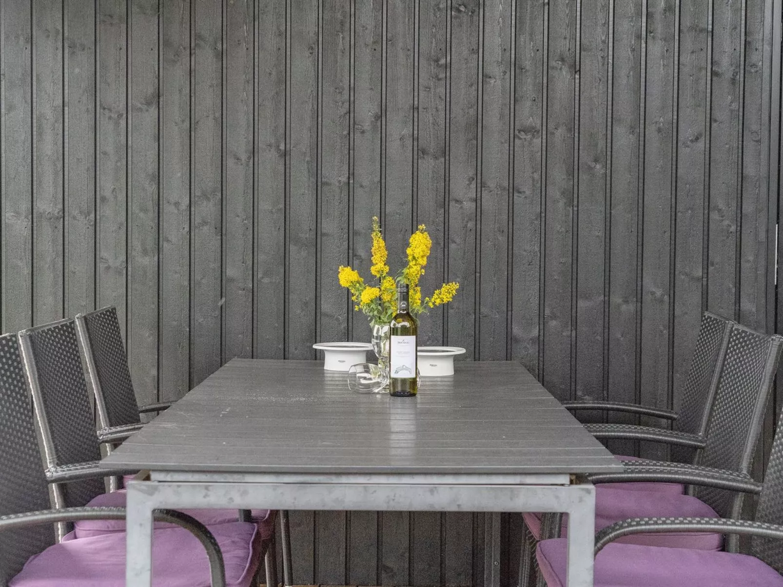 "Sighref" - 300m from the sea