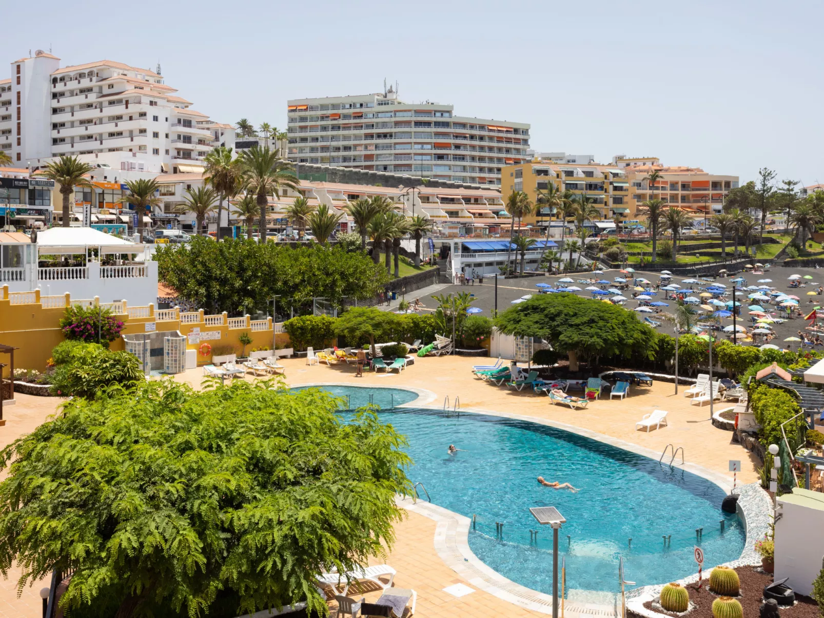 Sea View Neptuno-Outside
