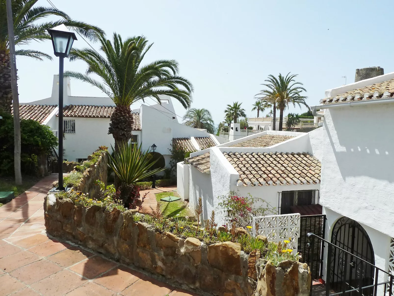 Bahia Dorada-Outside