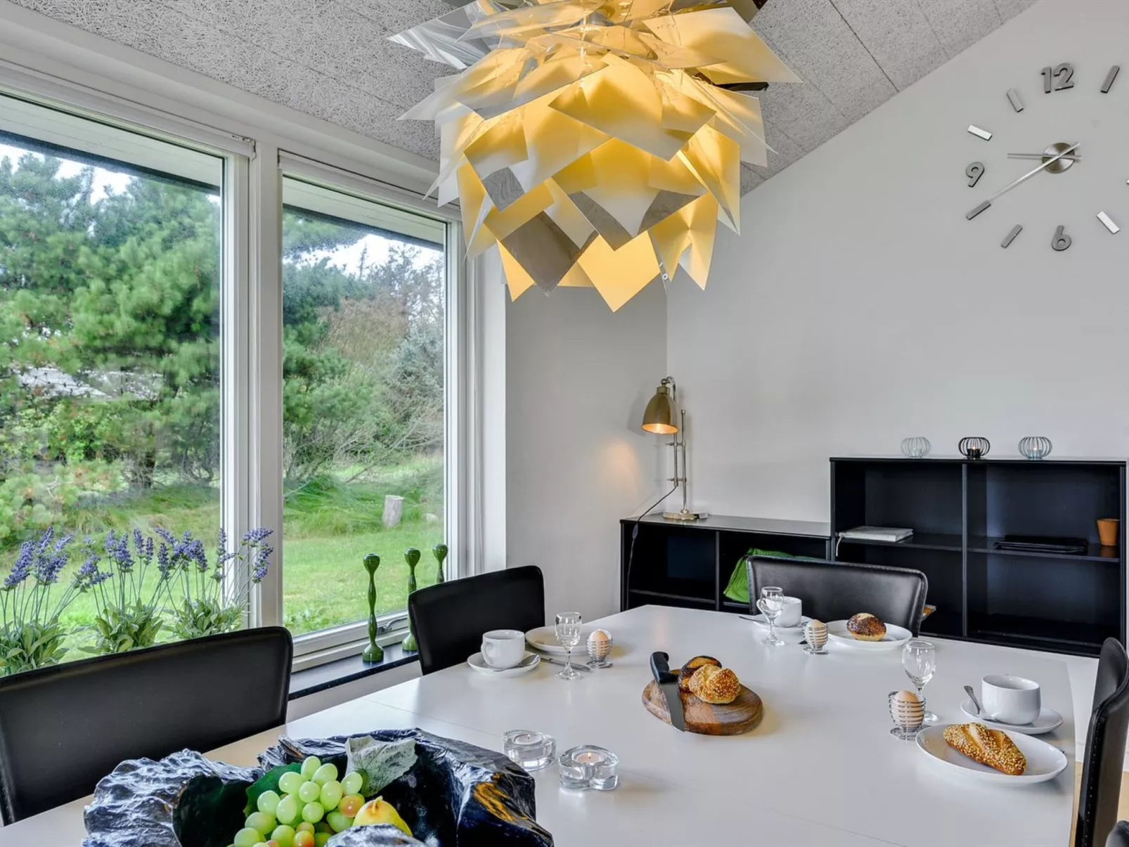 "Faye" - 600m from the sea-Drinnen