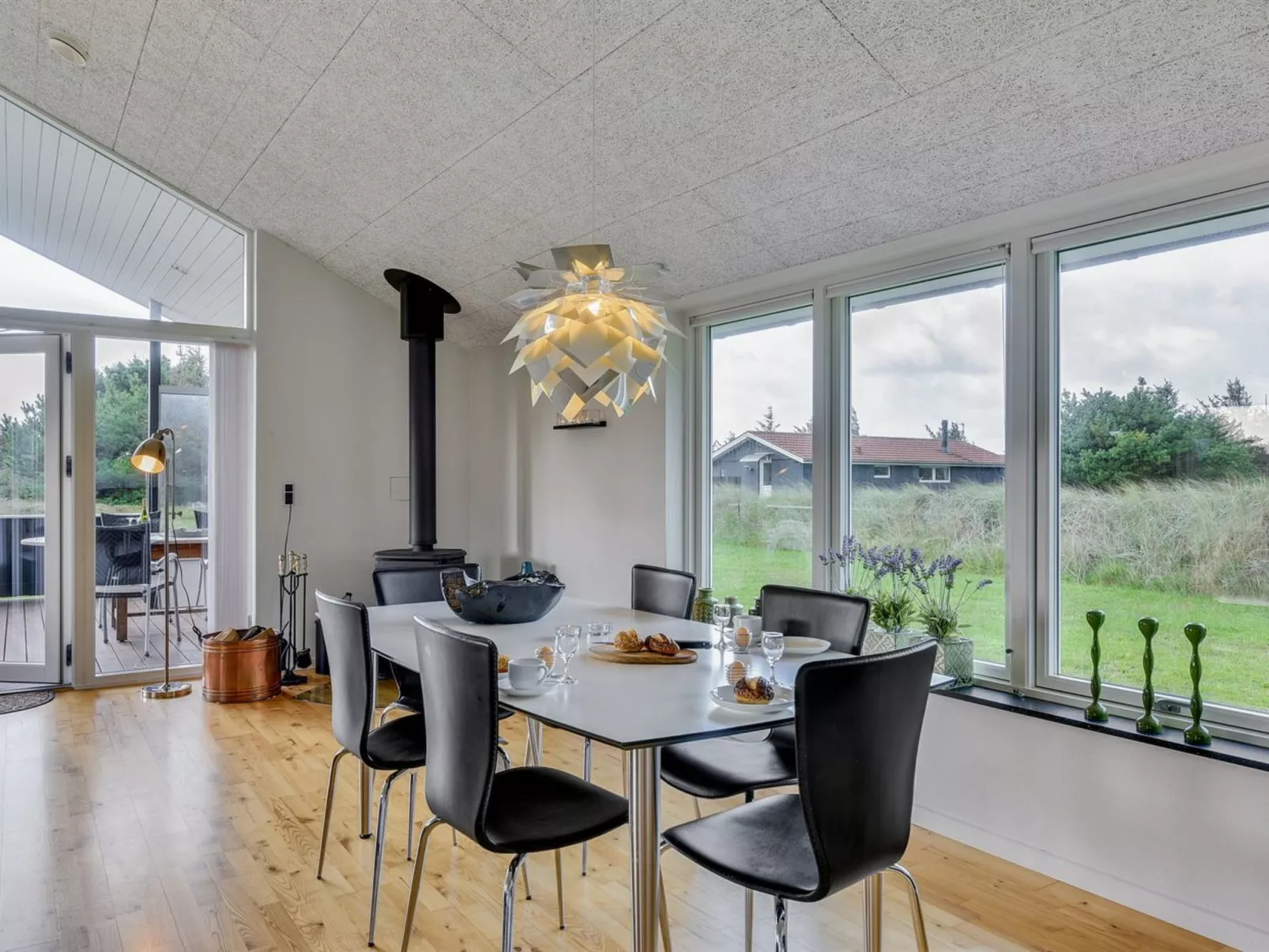"Faye" - 600m from the sea-Drinnen