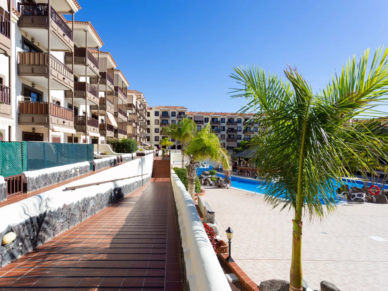 Balcón del Mar-Outside