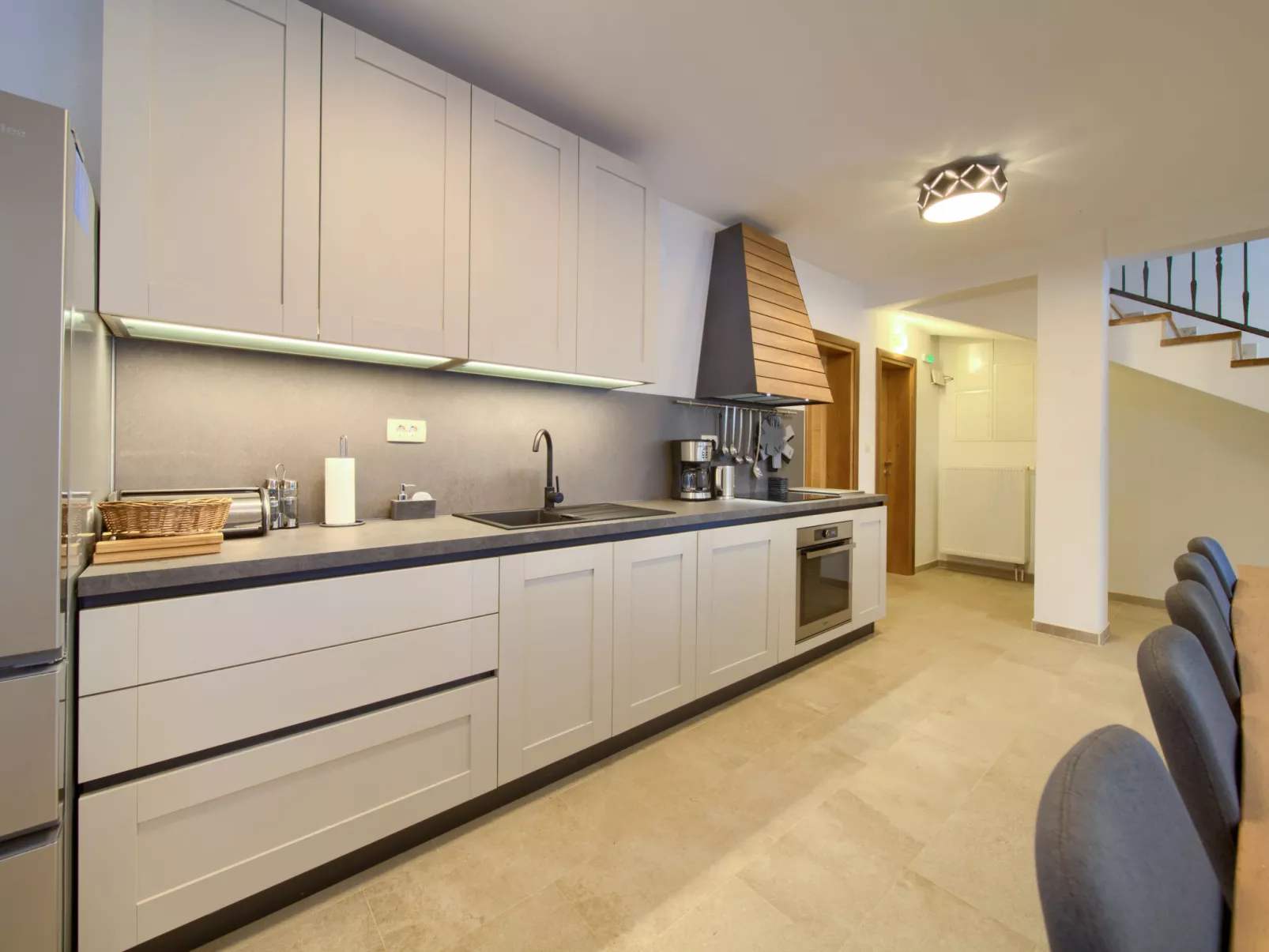 Magna Tilia-Inside