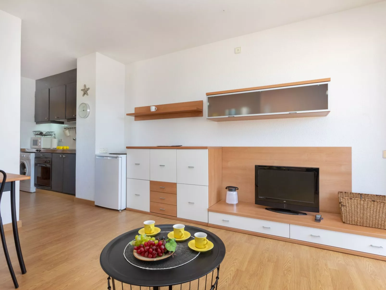 Apartaments Del Sol-Inside