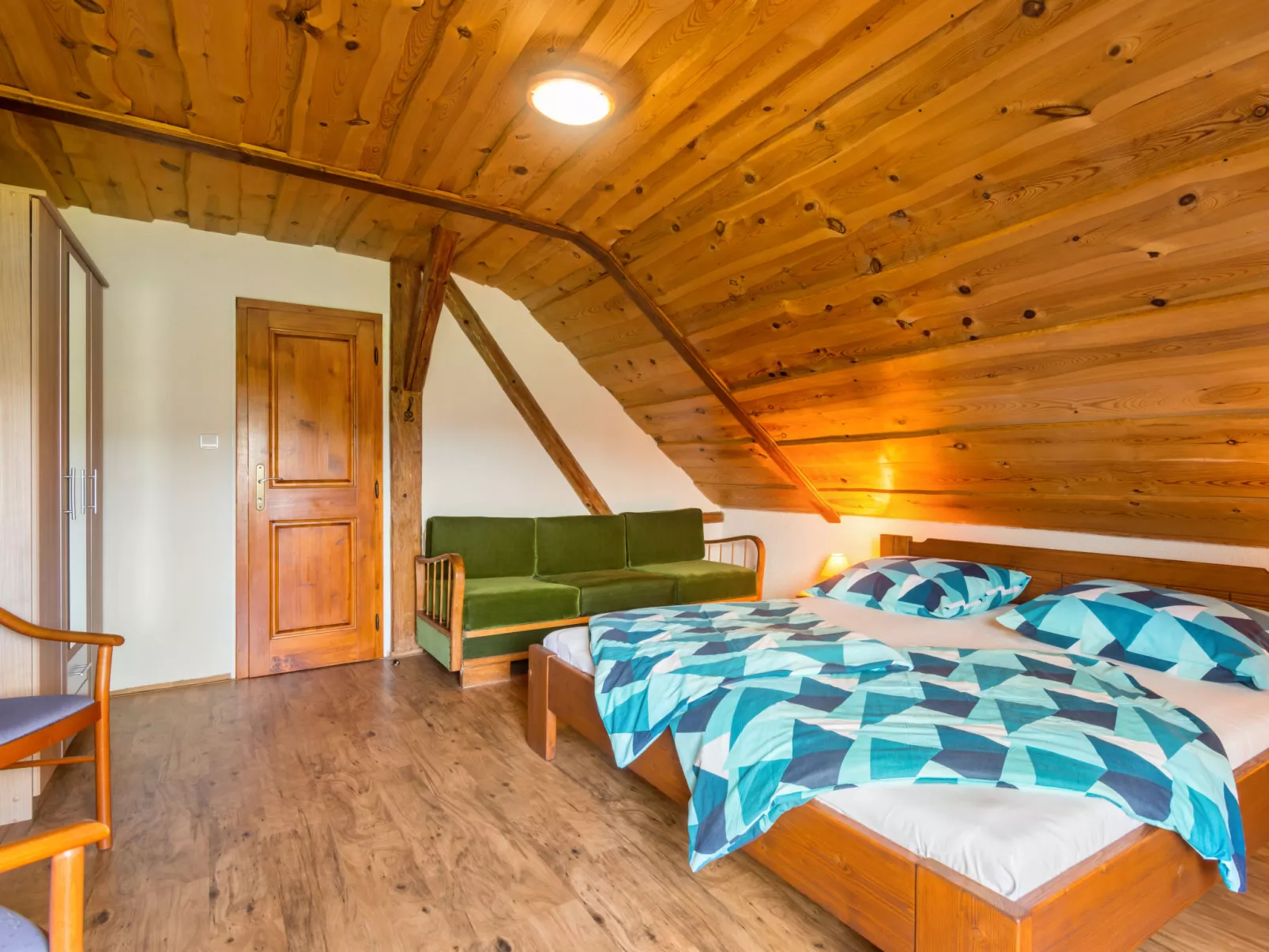 Haus Polivka-Inside