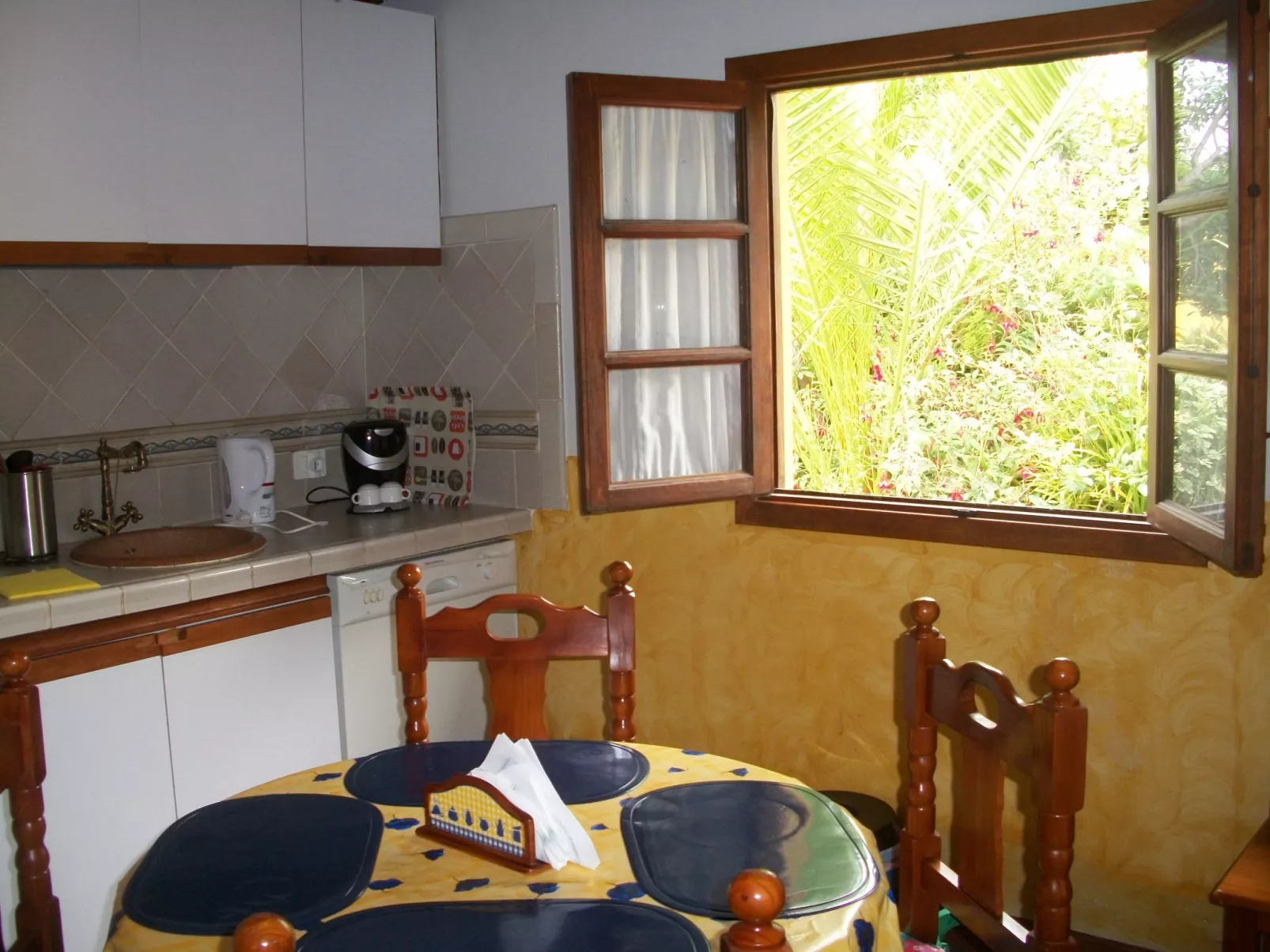 Camino La Candelaria-Inside