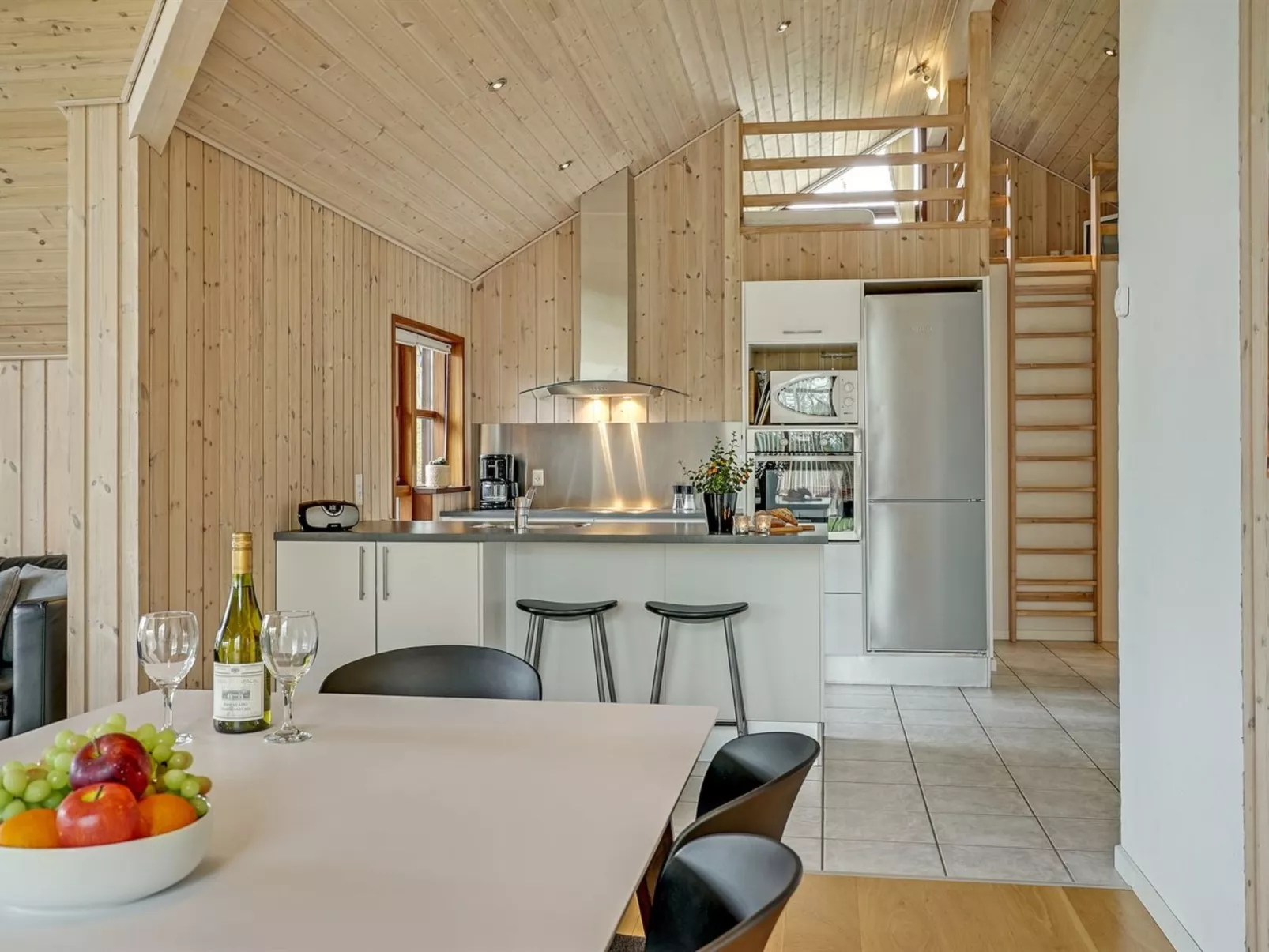 "Harri" - 850m from the sea-Inside