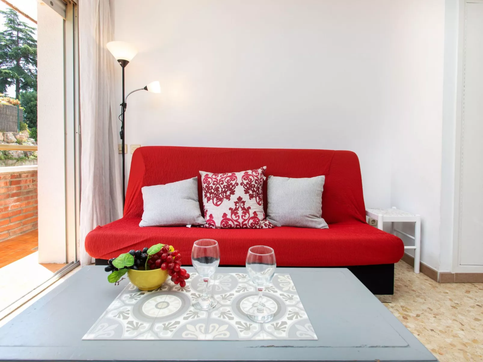 Cosy Lloret-Inside