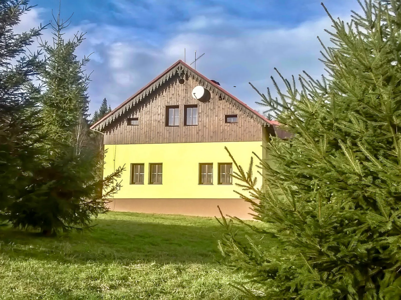 Karlovka-Outside