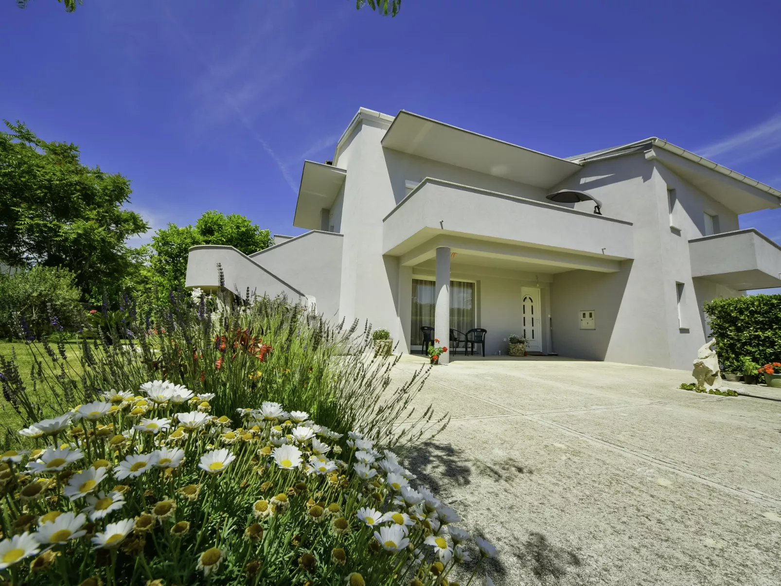 Villa Matino-Draußen
