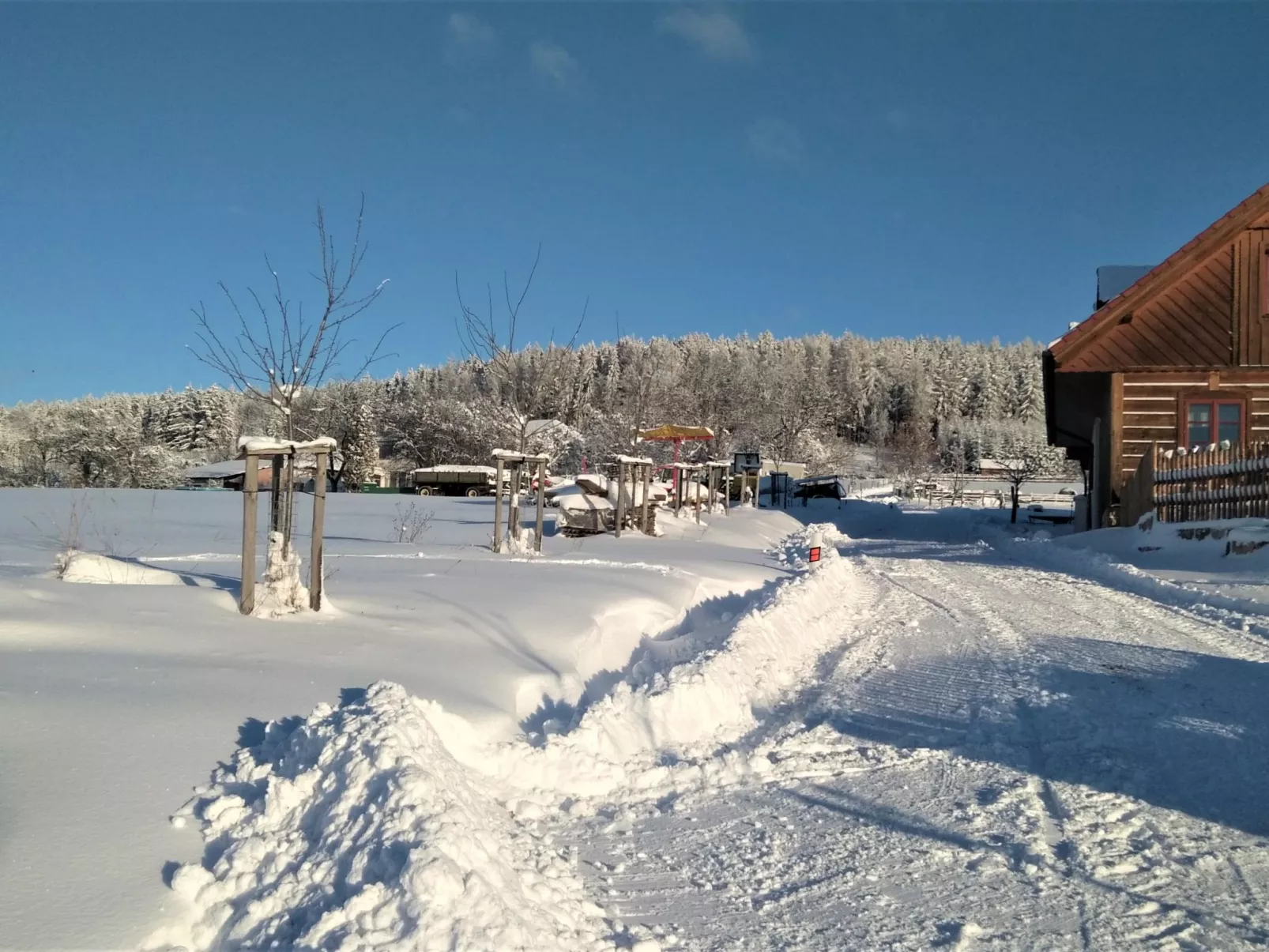 Růžovka-Outside