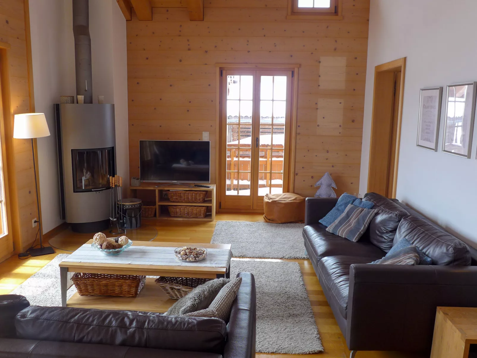 Chalet Snowflake-Inside