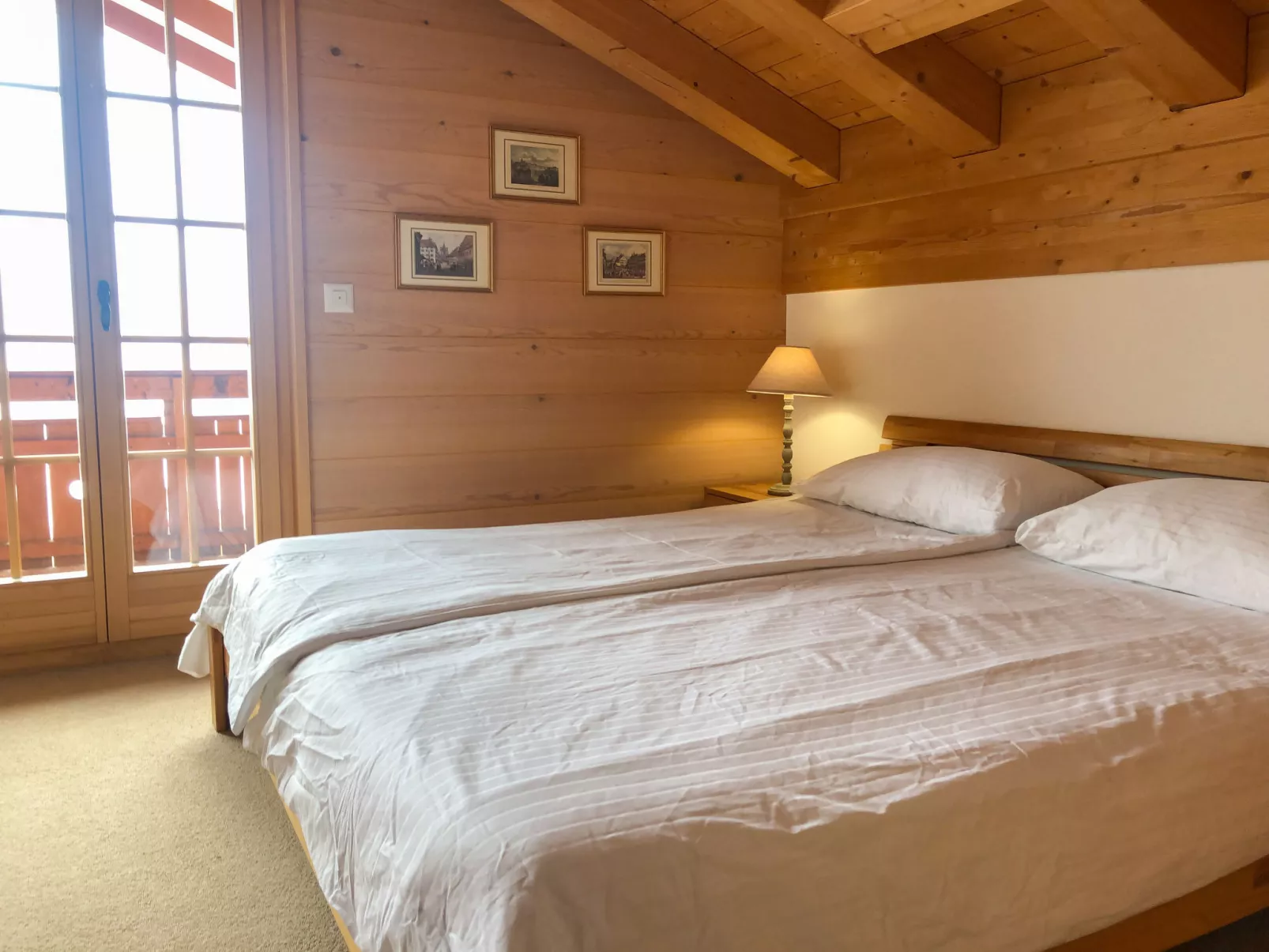 Chalet Snowflake-Inside