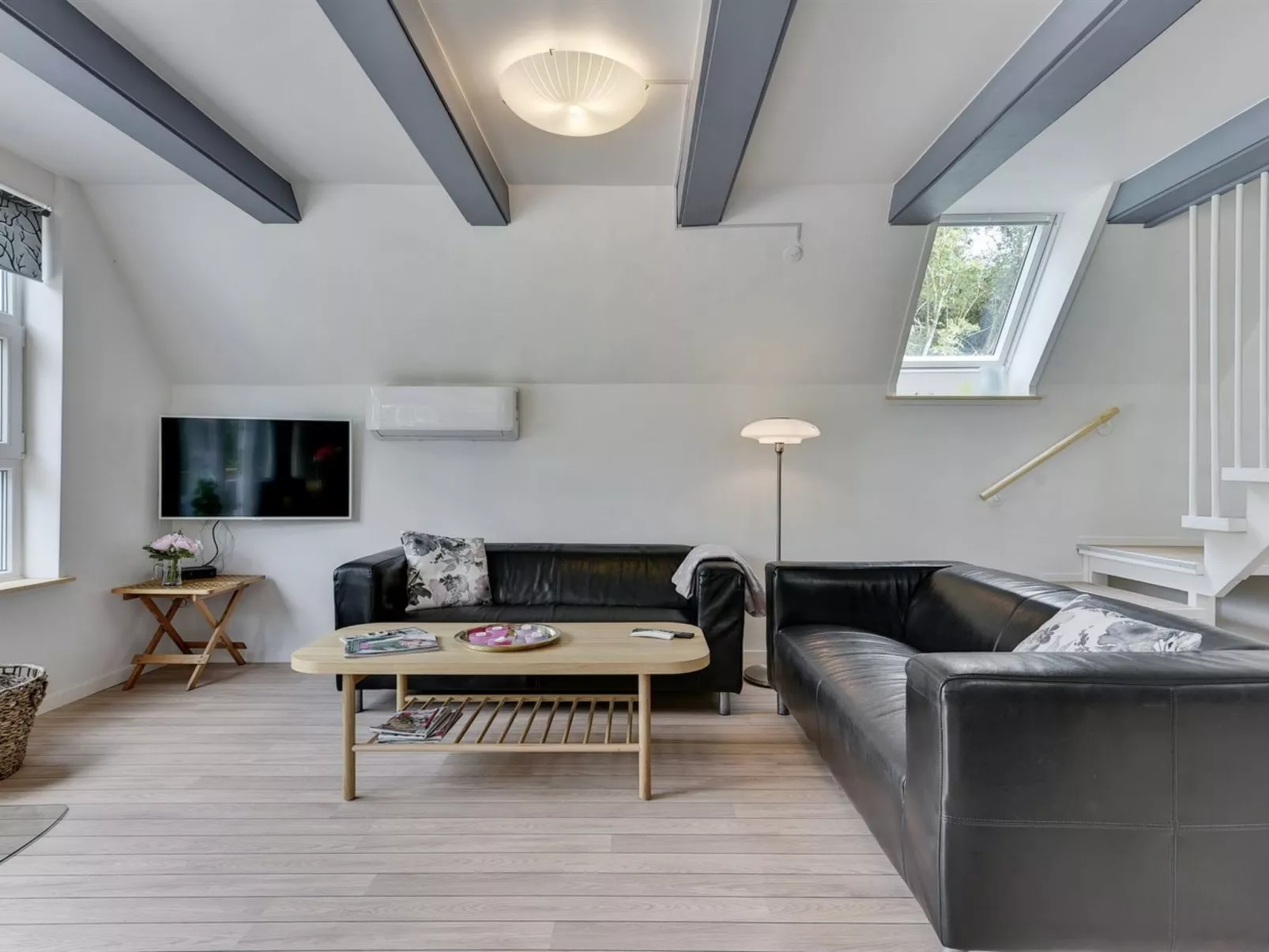 "Thormund" - 350m from the sea-Inside