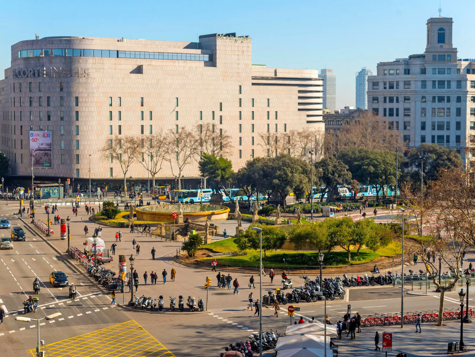 Plaza Catalunya/Rda.Universidad-Inside
