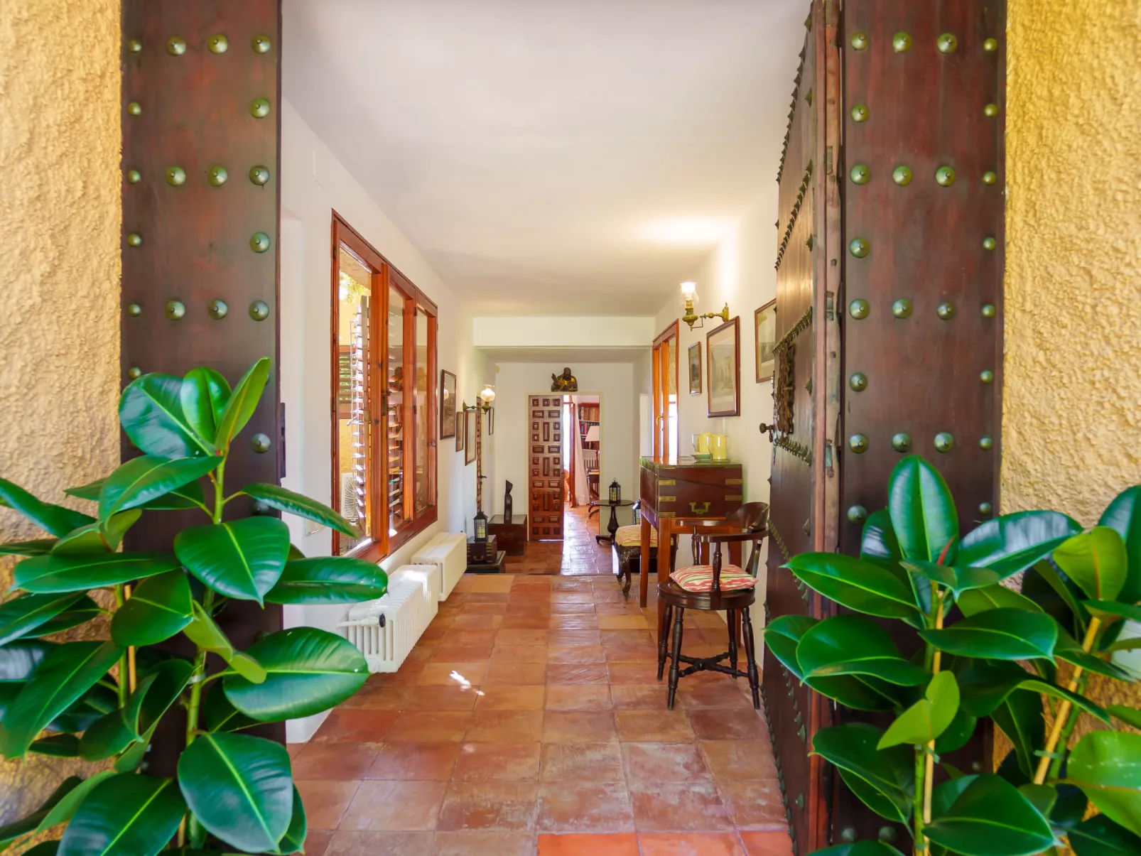 Finca L'Embat-Outside