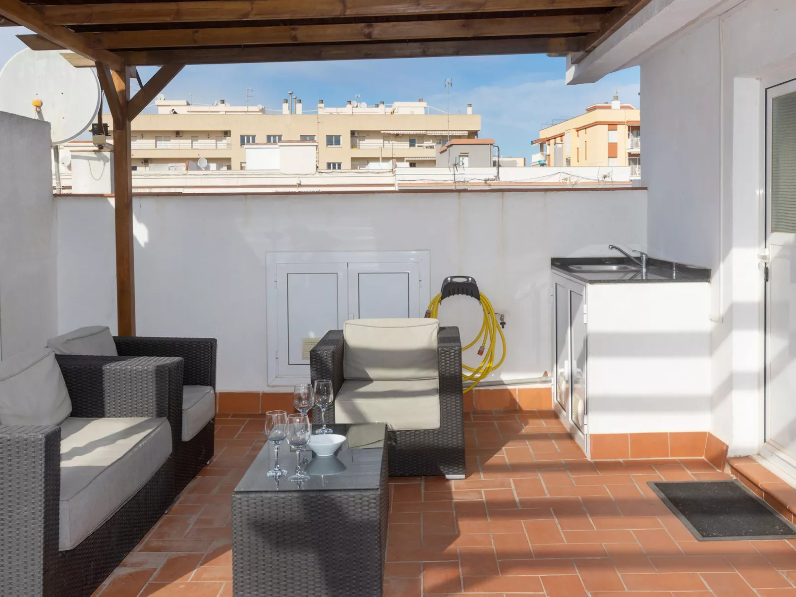Port Vilanova-Inside