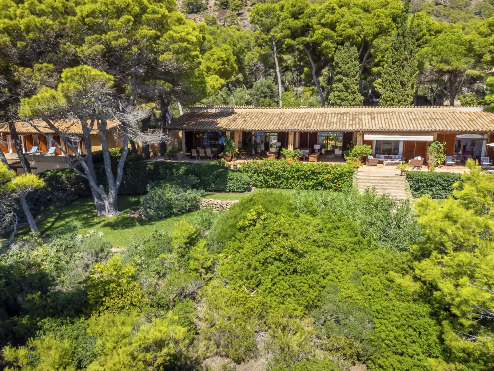 Finca L'Embat-Outside