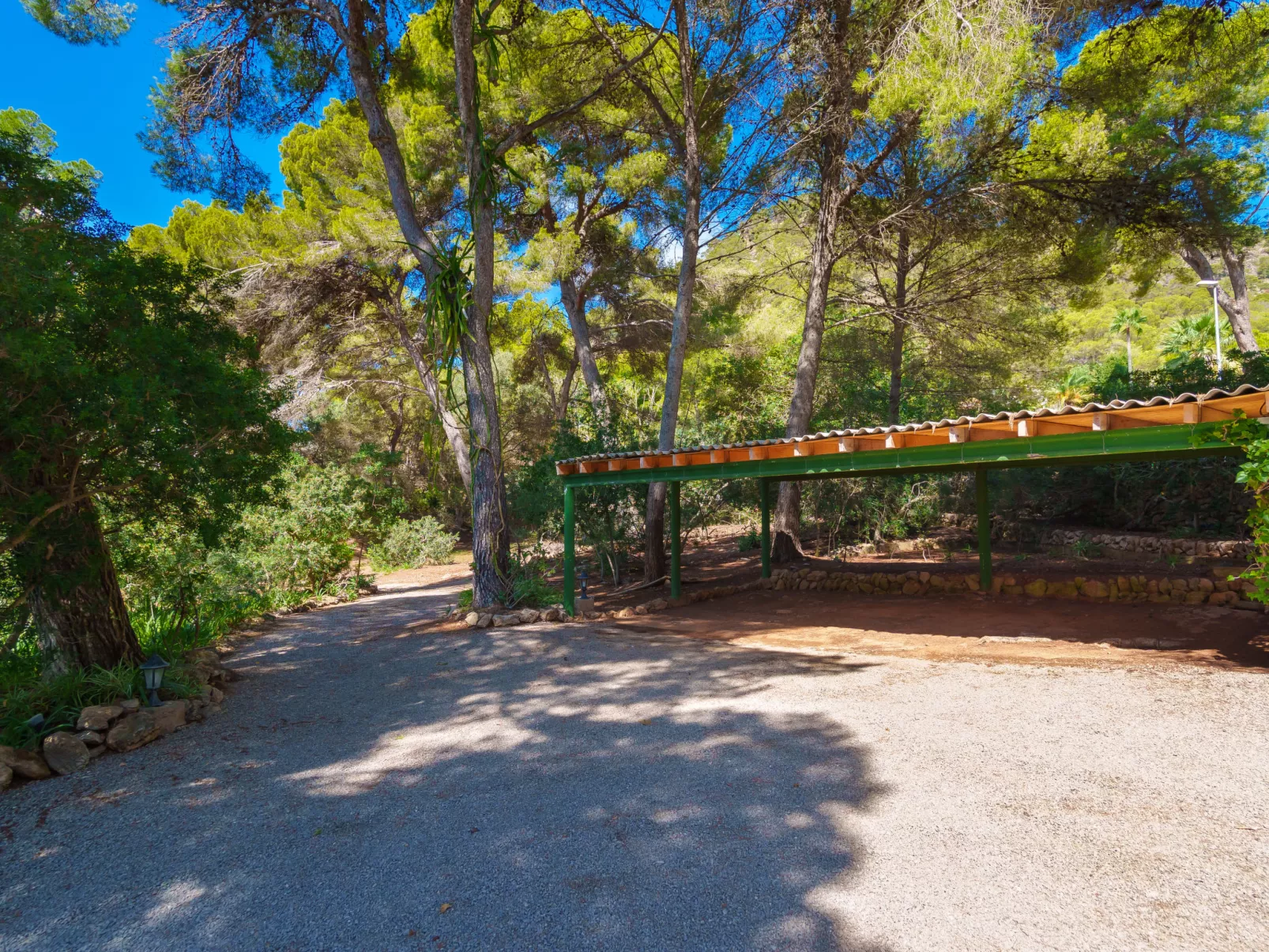 Finca L'Embat-Outside