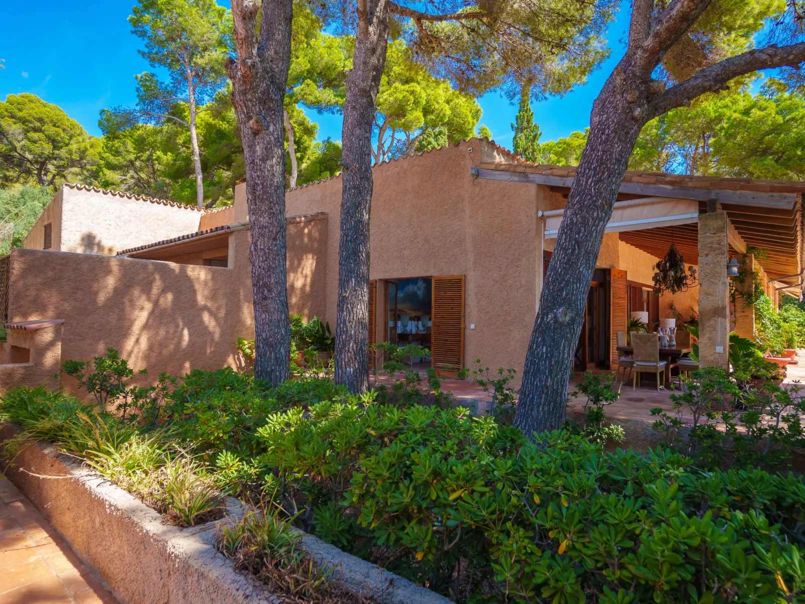 Finca L'Embat-Outside