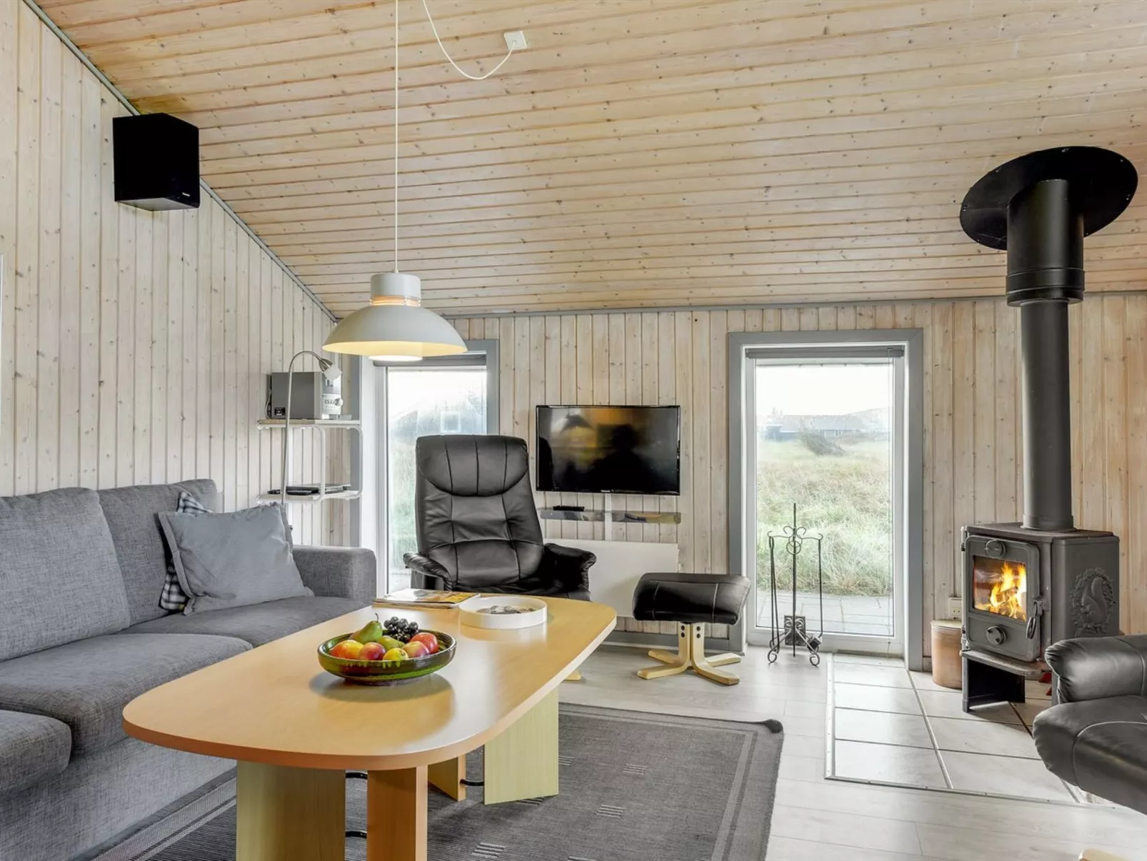 "Elnur" - 100m from the sea-Inside