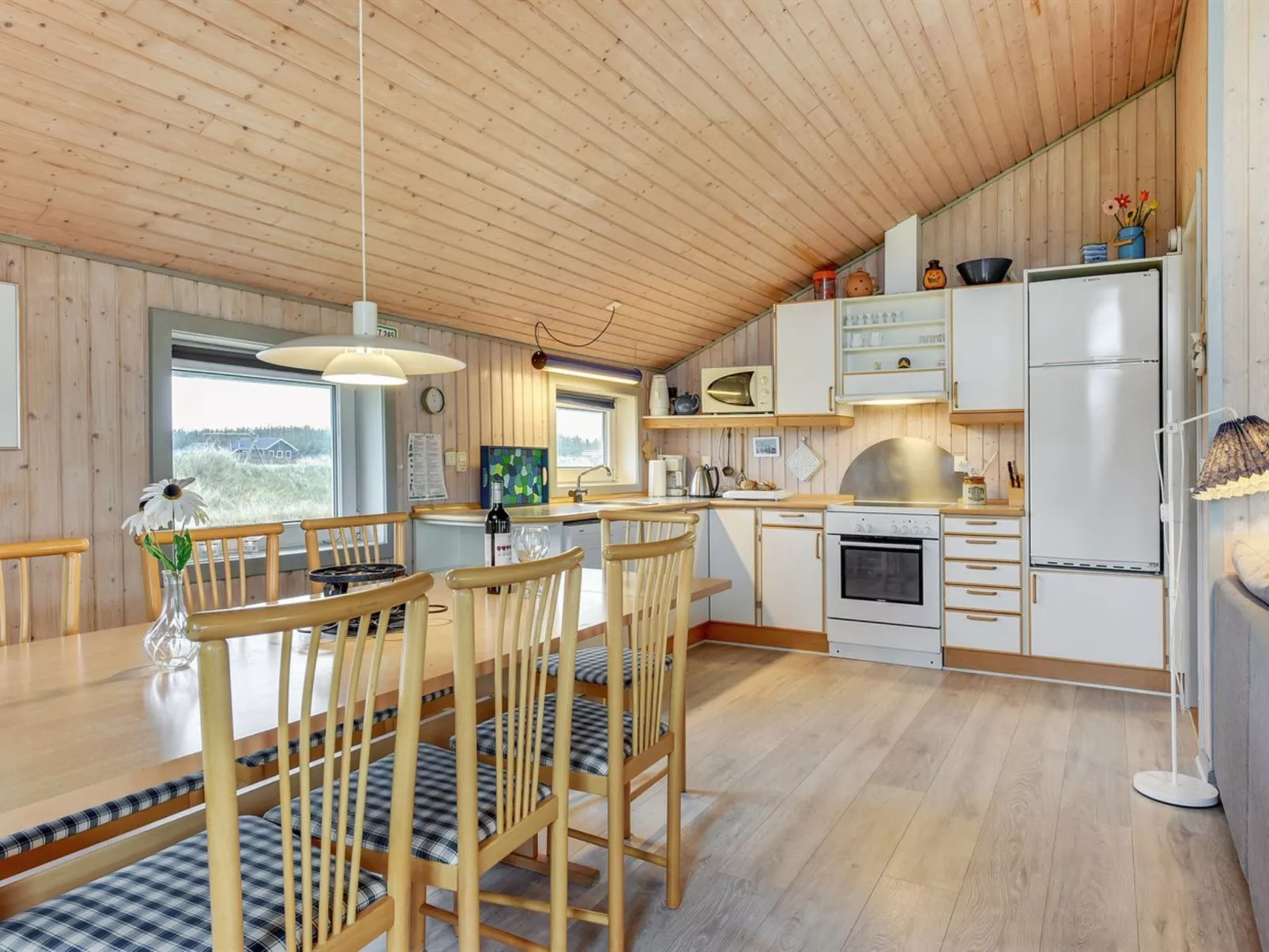 "Elnur" - 100m from the sea-Inside