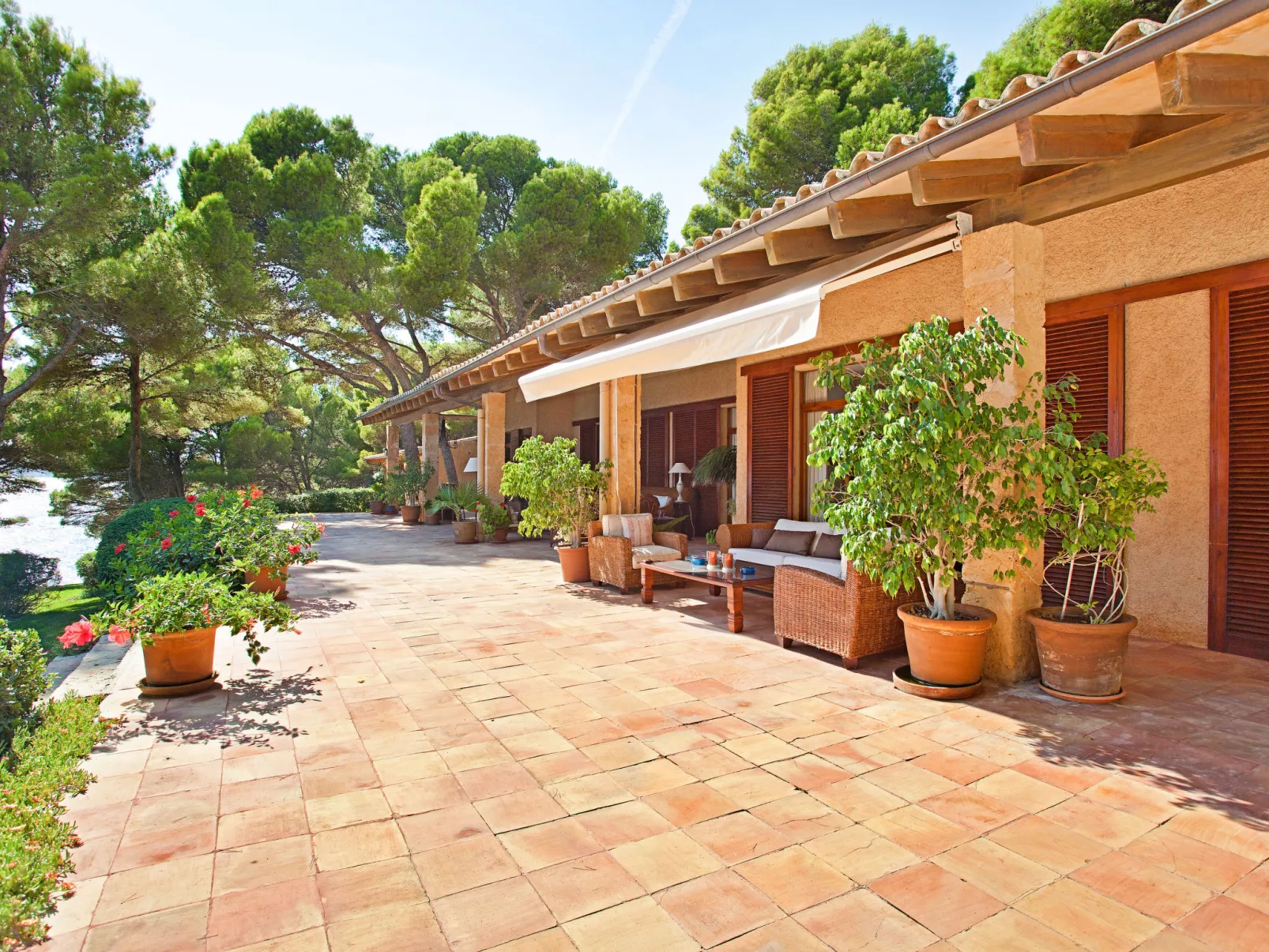 Finca L'Embat-Outside